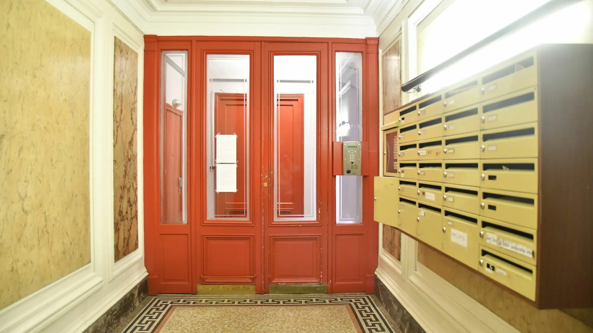 Apartment Cozy Apt Near Eiffel With Free Parking Paris
